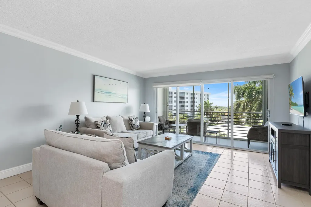 2731 NE 14th Street Causeway Pompano Beach FL 33062