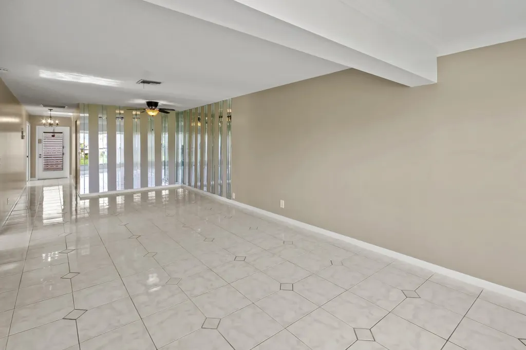 1421 NW 20th Avenue Delray Beach FL 33445