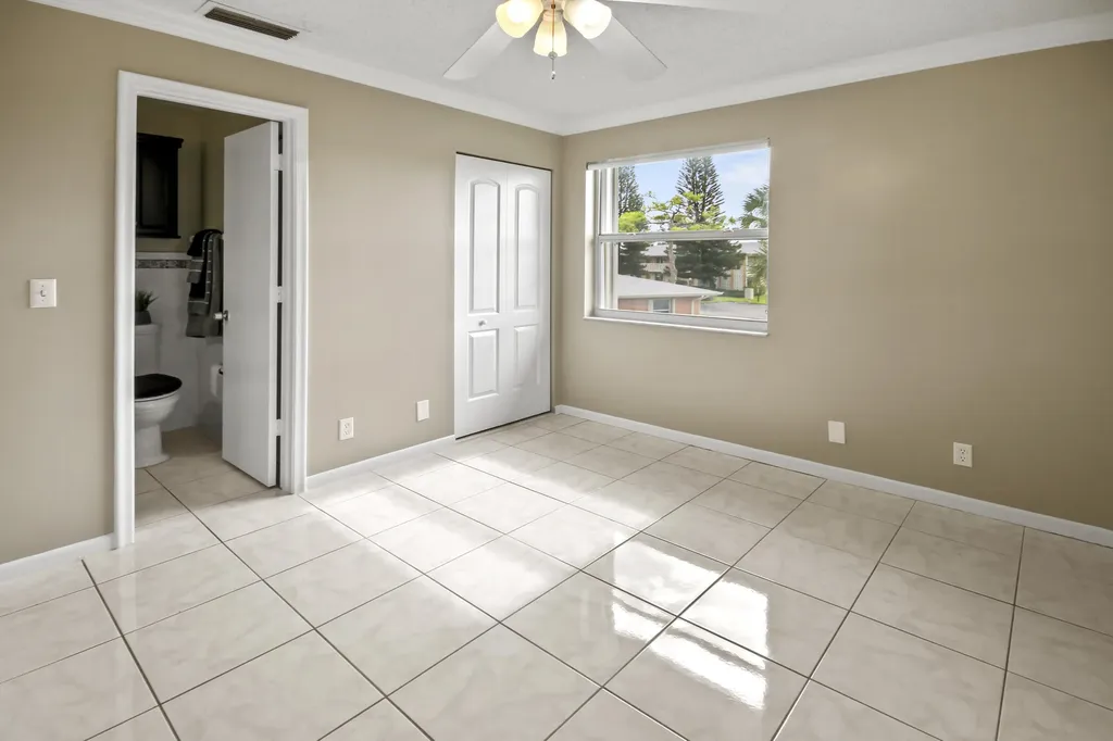 1421 NW 20th Avenue Delray Beach FL 33445