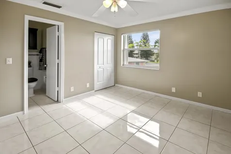 1421 NW 20th Avenue Delray Beach FL 33445