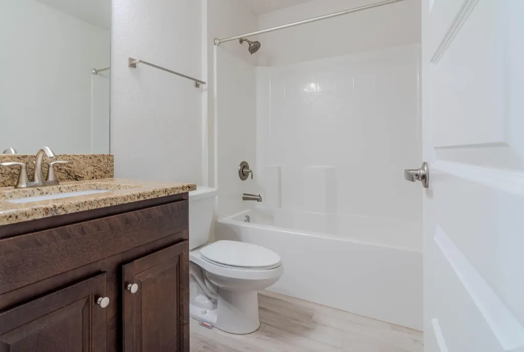 1513 NE 43rd Terrace Cape Coral FL 33909