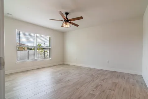 1513 NE 43rd Terrace Cape Coral FL 33909