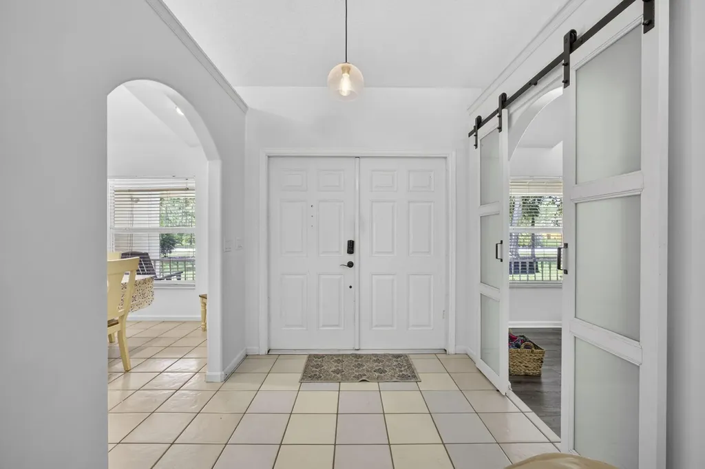 15590 N 77th Place N The Acreage FL 33470