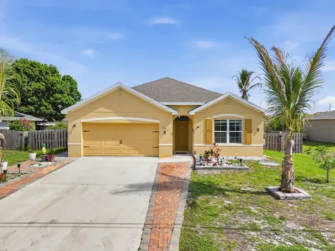 1031 SW Alexandria Avenue Port St Lucie FL 34953