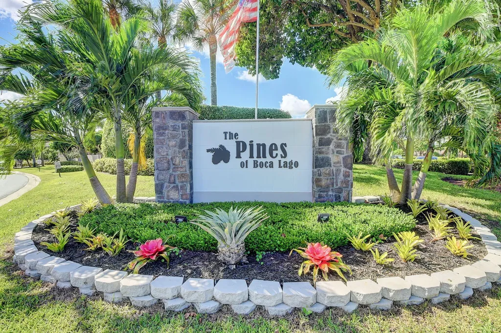9299 Vista Del Lago Boca Raton FL 33428