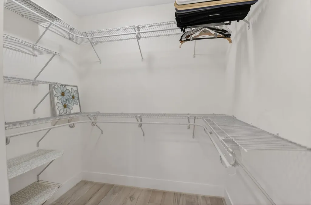 9299 Vista Del Lago Boca Raton FL 33428