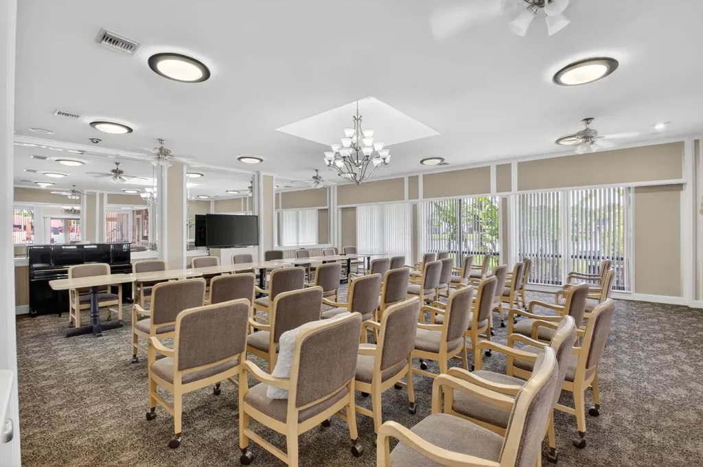 9299 Vista Del Lago Boca Raton FL 33428