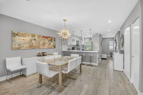 9299 Vista Del Lago Boca Raton FL 33428
