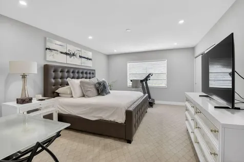 9299 Vista Del Lago Boca Raton FL 33428