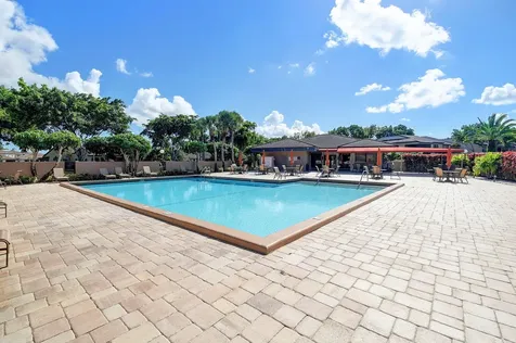 9299 Vista Del Lago Boca Raton FL 33428