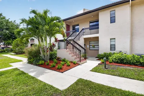 9299 Vista Del Lago Boca Raton FL 33428
