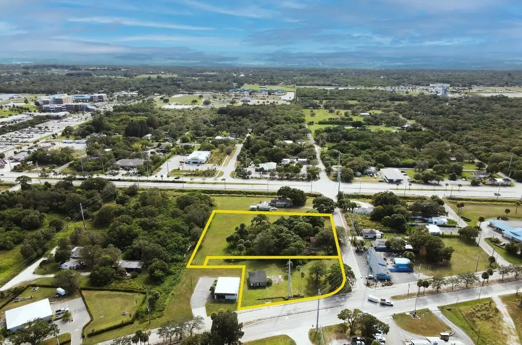3805 Okeechobee Road Fort Pierce FL