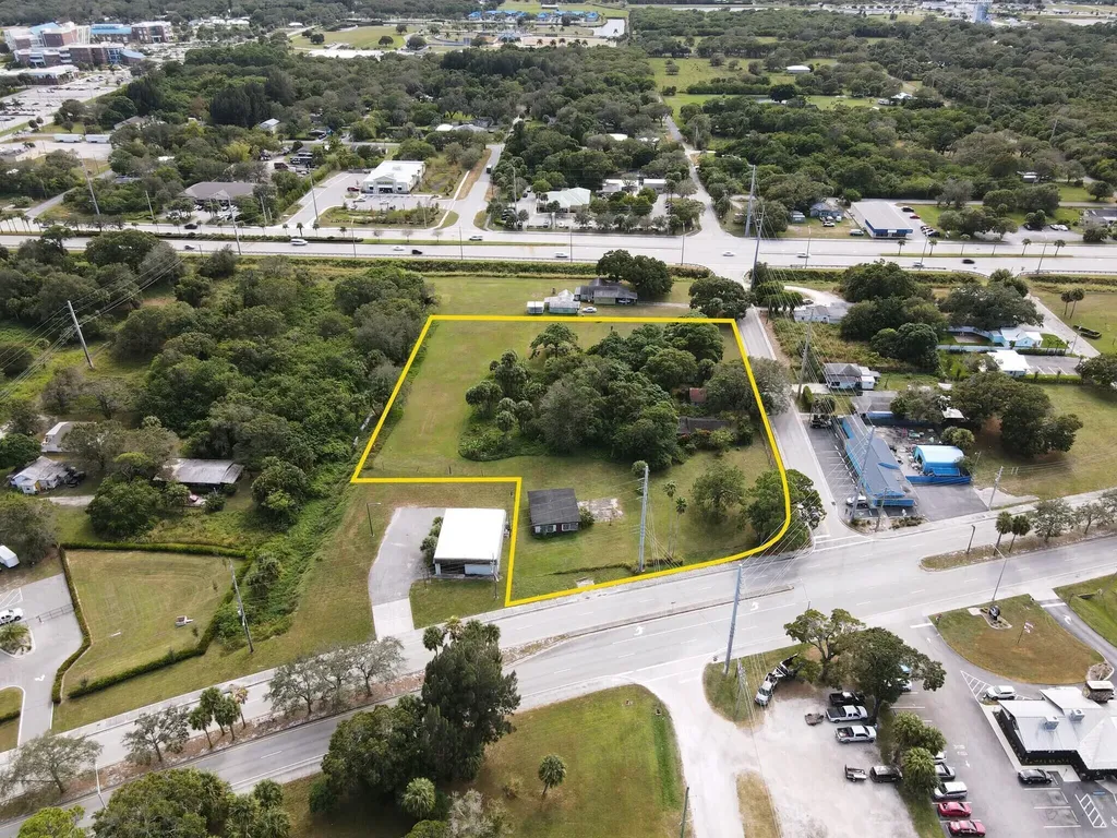 3805 Okeechobee Road Fort Pierce FL