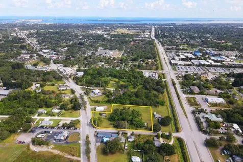 3805 Okeechobee Road Fort Pierce FL