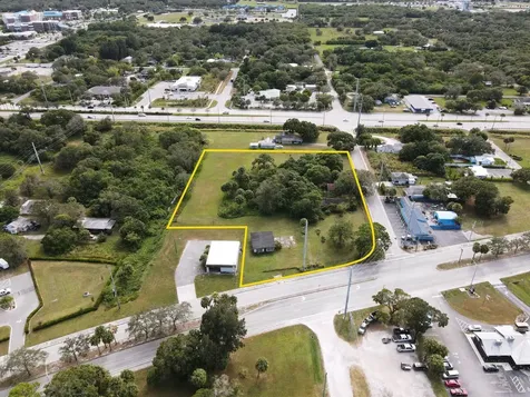 3805 Okeechobee Road Fort Pierce FL