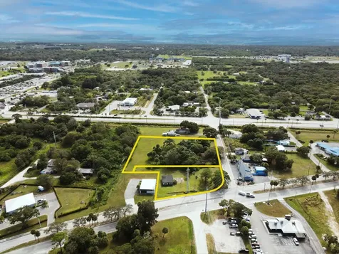 3805 Okeechobee Road Fort Pierce FL