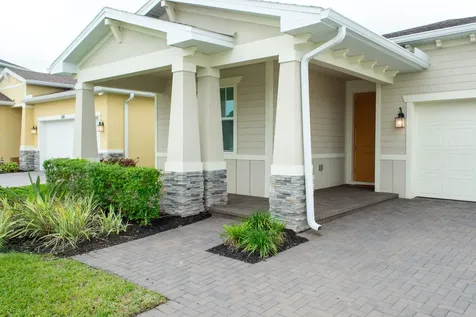 560 Veridian Circle NW Palm Bay FL 32907