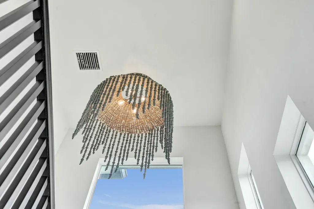 2421 NE 12th Street Fort Lauderdale FL 33304