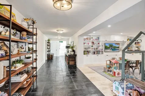 2421 NE 12th Street Fort Lauderdale FL 33304
