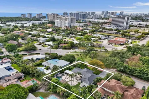 2421 NE 12th Street Fort Lauderdale FL 33304