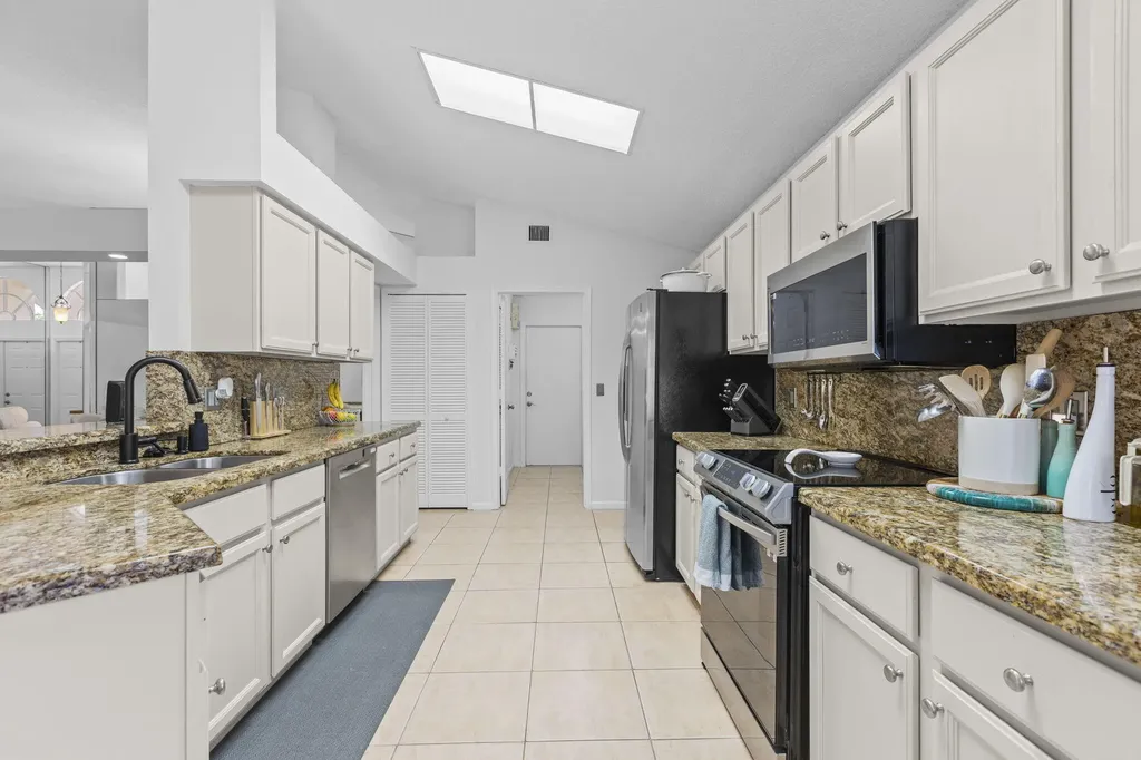 150 Bent Tree Drive Palm Beach Gardens FL 33418