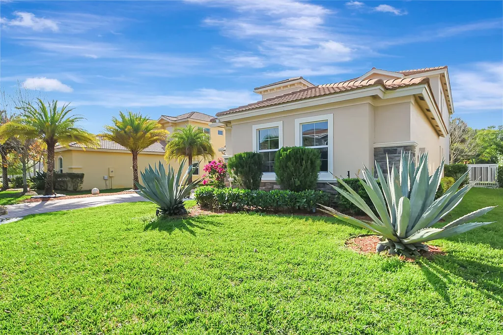 8952 Cypress Grove Lane Royal Palm Beach FL 33436