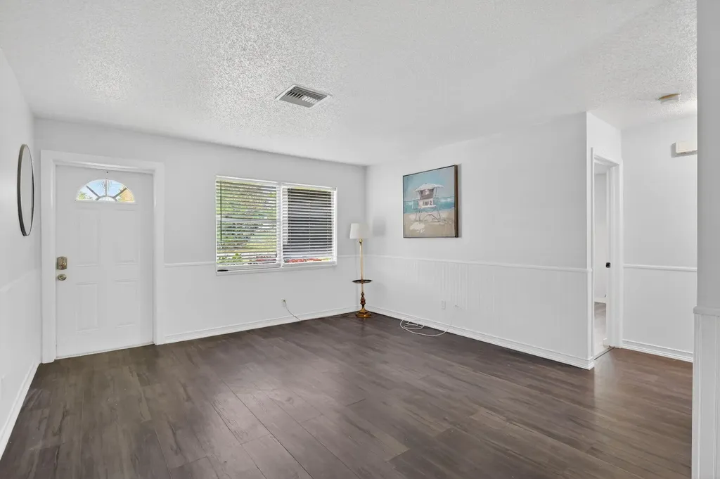 1934 Flamingo Drive North Fort Myers FL 33917