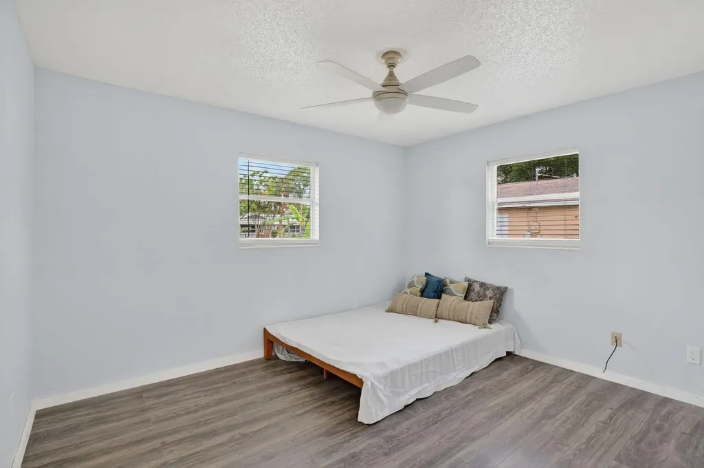 1934 Flamingo Drive North Fort Myers FL 33917