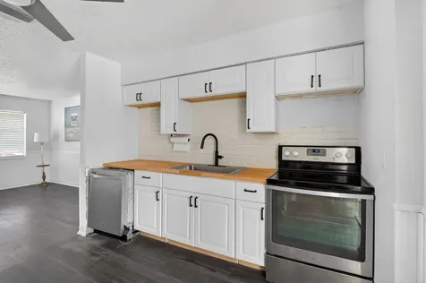 1934 Flamingo Drive North Fort Myers FL 33917