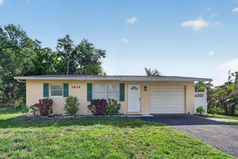1934 Flamingo Drive North Fort Myers FL 33917