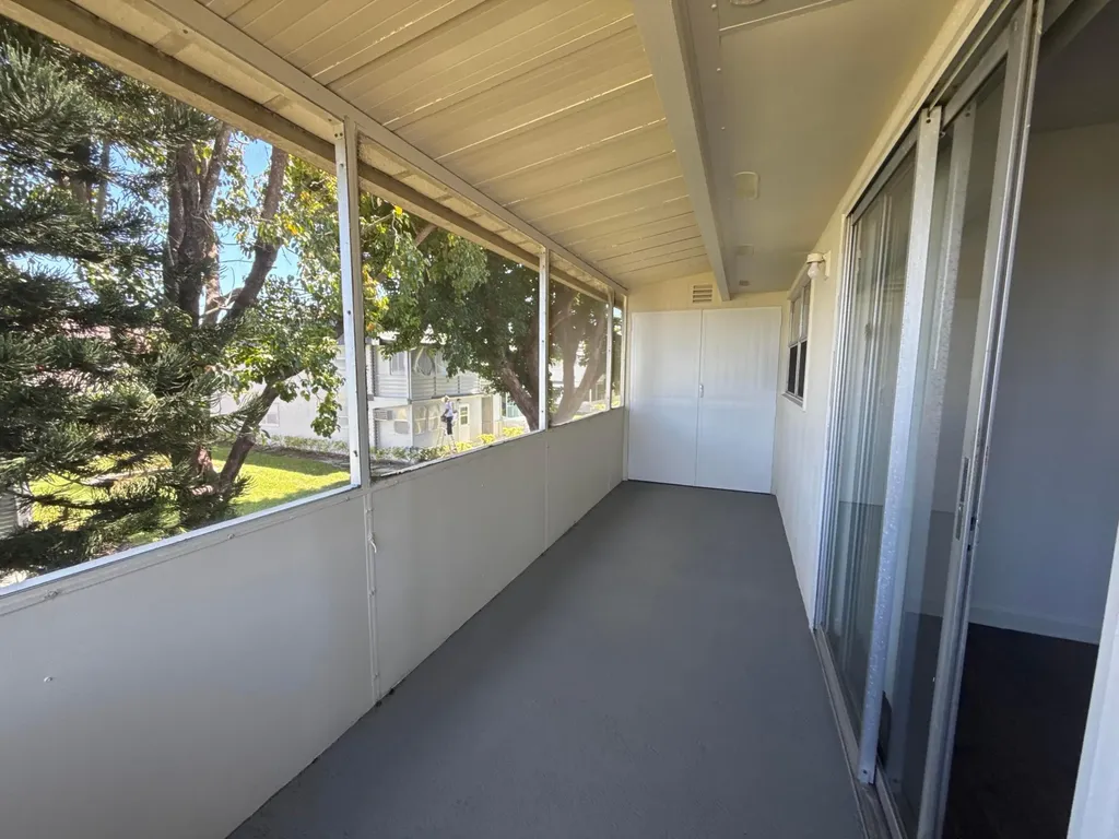 516 Saxony K Delray Beach FL 33446