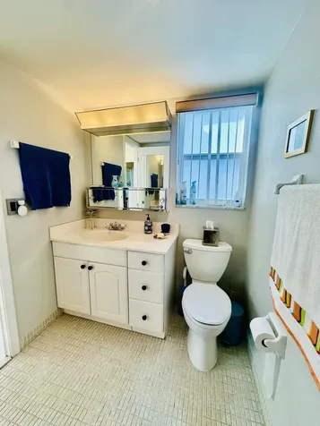 19 Colonial Club Drive Boynton Beach FL 33435