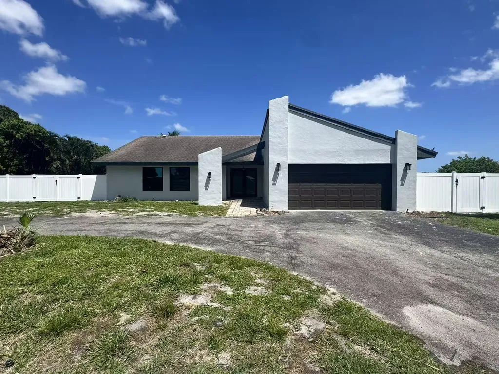 1600 SW 72nd Avenue Plantation FL 33317
