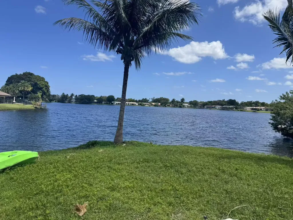 1600 SW 72nd Avenue Plantation FL 33317