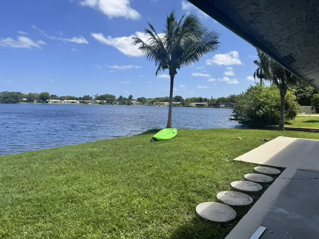 1600 SW 72nd Avenue Plantation FL 33317