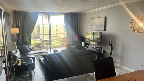 2871 Somerset Drive Lauderdale Lakes FL 33311