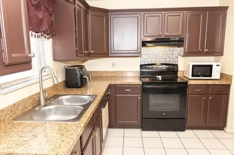 662 NW Bayshore Boulevard Port St Lucie FL 34983