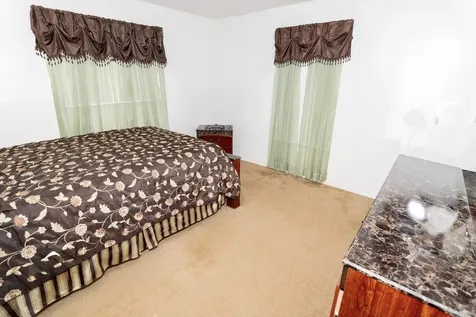 662 NW Bayshore Boulevard Port St Lucie FL 34983