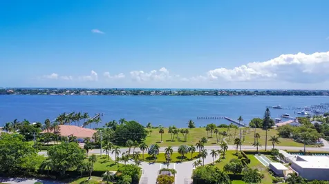 1800 SE Saint Lucie Boulevard Stuart FL 34996