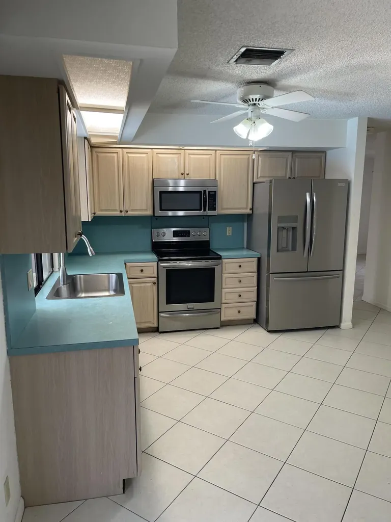 6050 Amberwoods Drive Boca Raton FL 33433