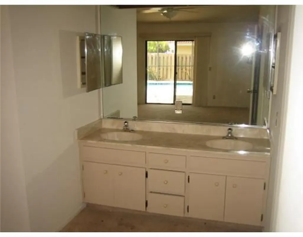 6050 Amberwoods Drive Boca Raton FL 33433