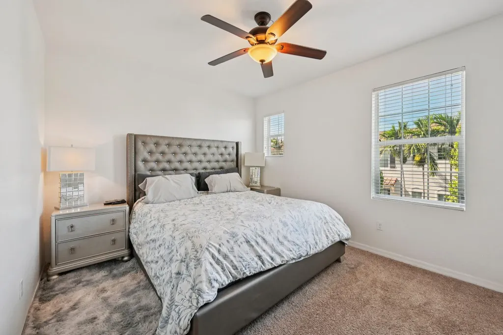 482 Graham Place Boynton Beach FL 33435