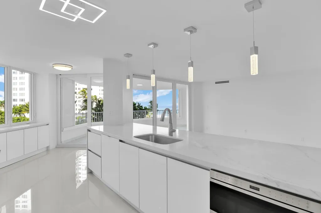 550 S Ocean Boulevard Boca Raton FL 33432