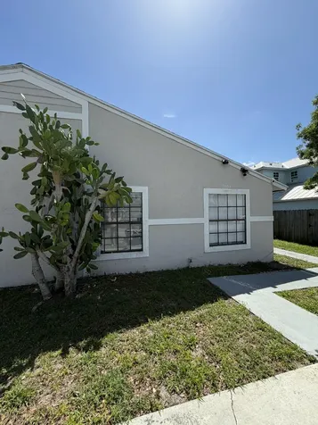 5803 SE Collins Avenue Stuart FL 34997