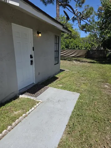 5803 SE Collins Avenue Stuart FL 34997