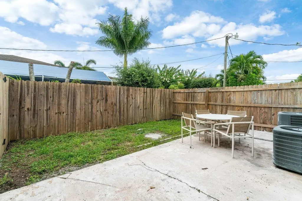 4092 Kirk Road Lake Worth FL 33461