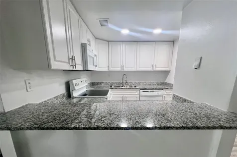 17350 NW 68th Avenue Hialeah FL 33015