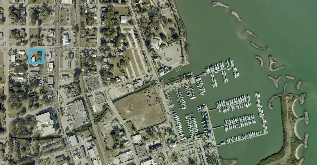424 N 6th Street Fort Pierce FL 34950