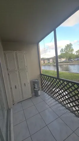 8040 N Colony Circle Tamarac FL 33321