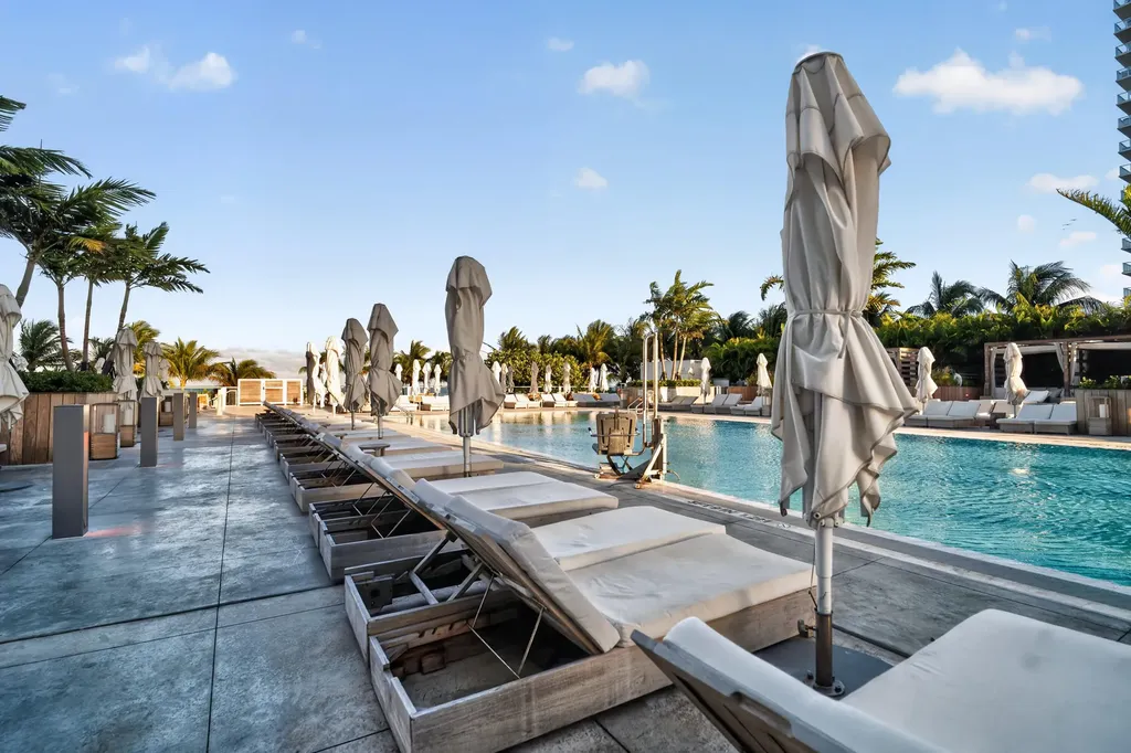 2301 Collins Avenue Miami Beach FL 33139